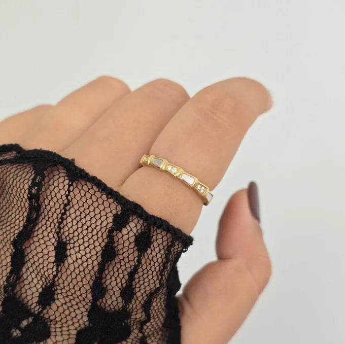 Shell-Link Ring
