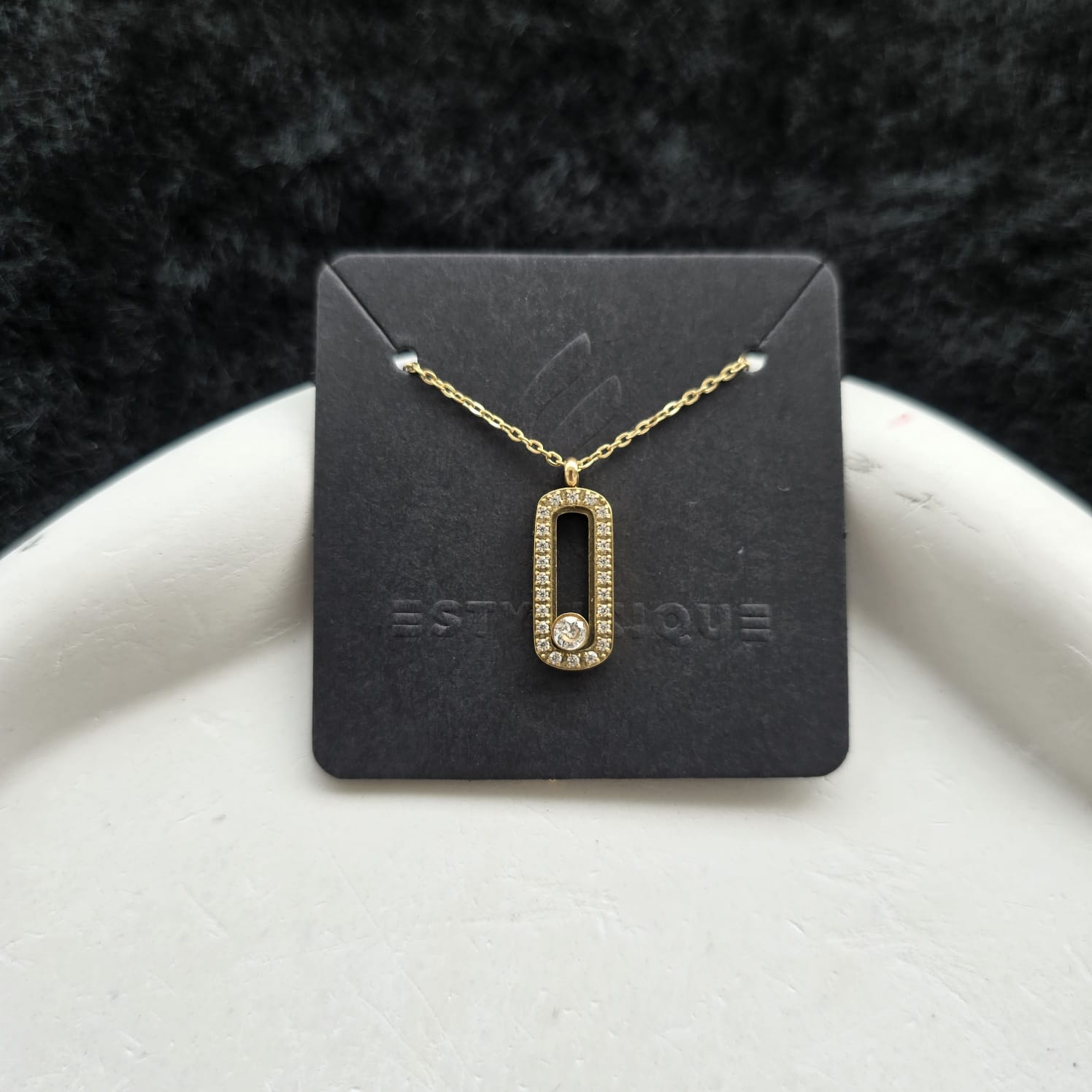 Frame-Glow Necklace