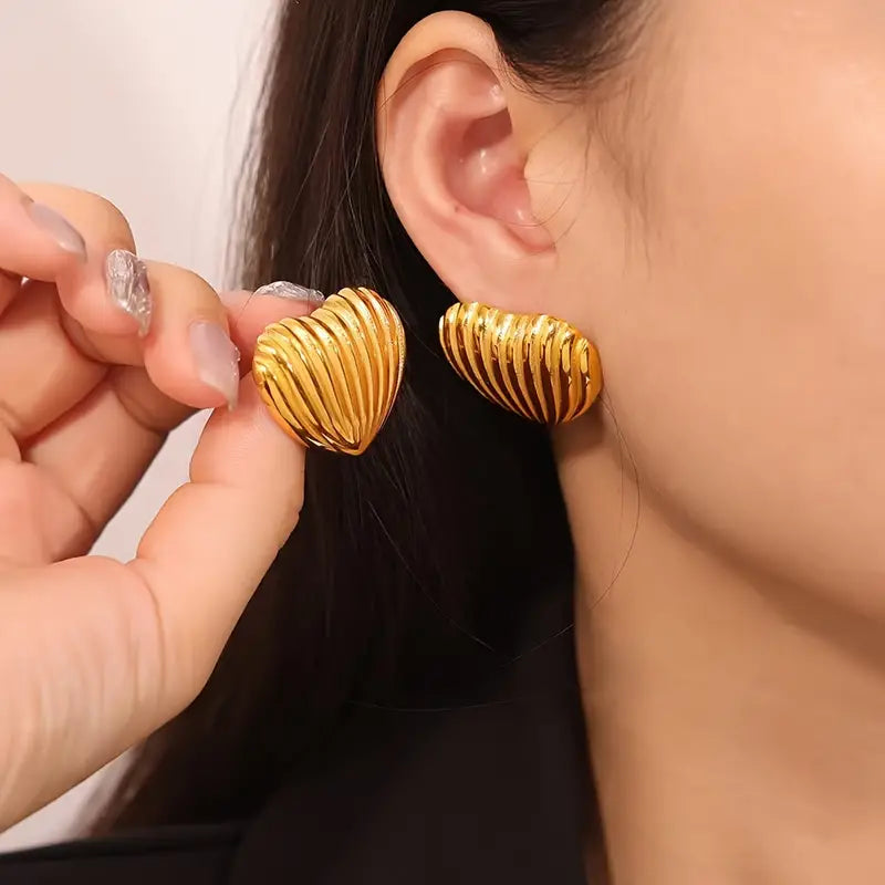 Shell-Heart Earrings