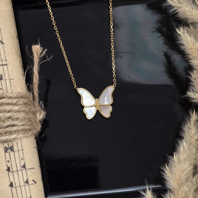 Pearl-Butterfly Necklace
