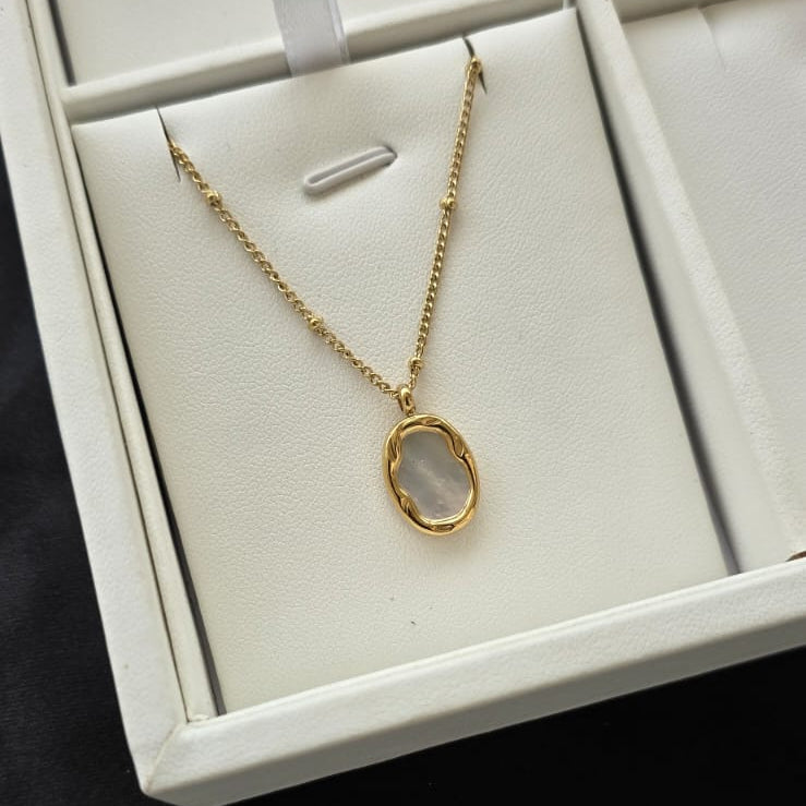 Aura-Stone Necklace