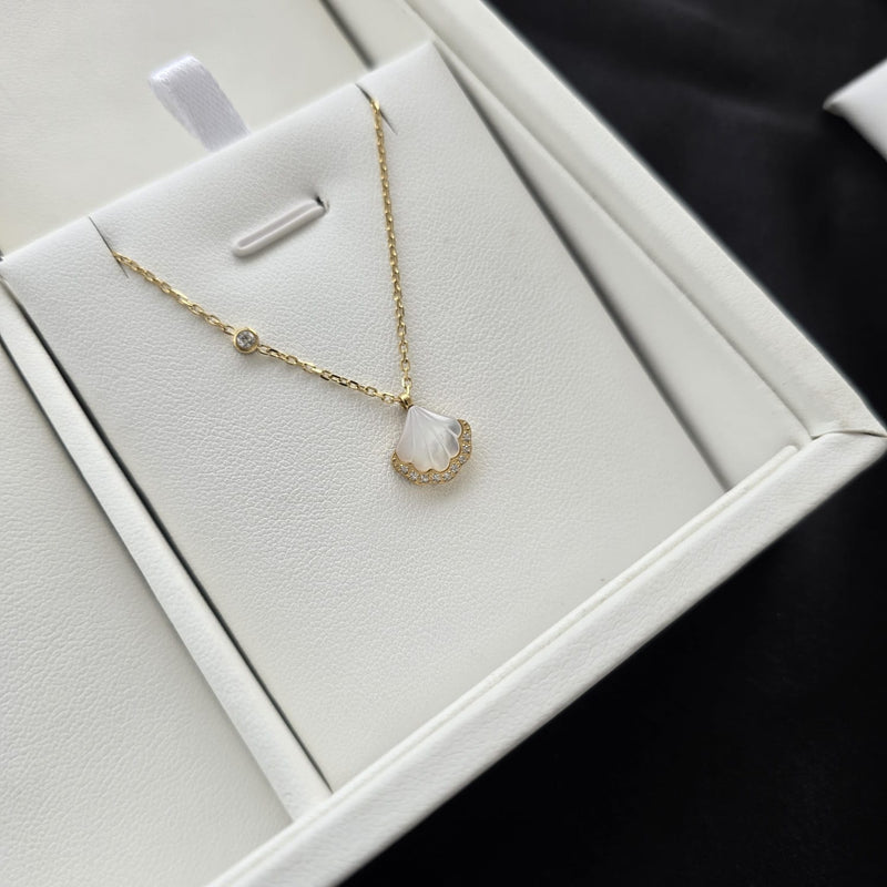 Pearl-Shell Necklace
