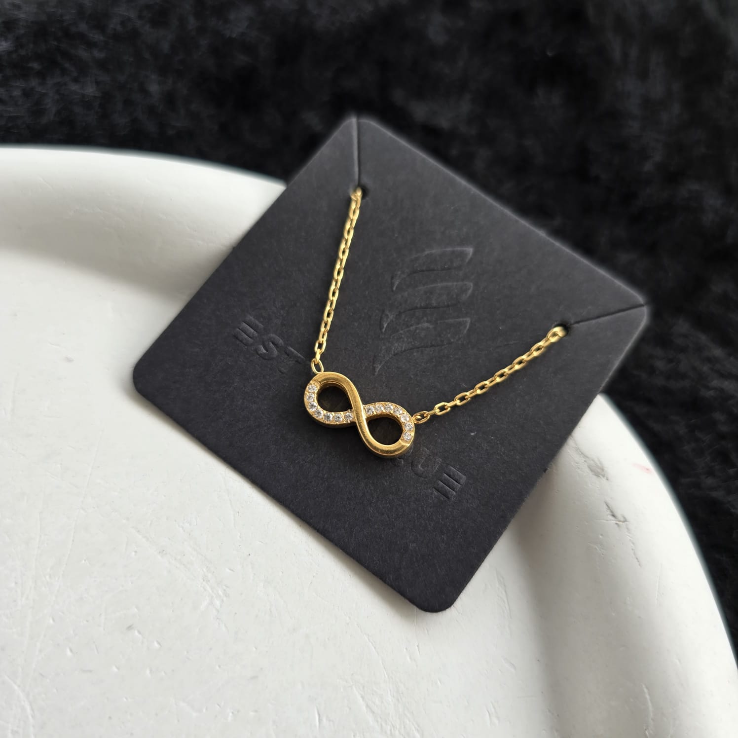Infinite-Glow Necklace