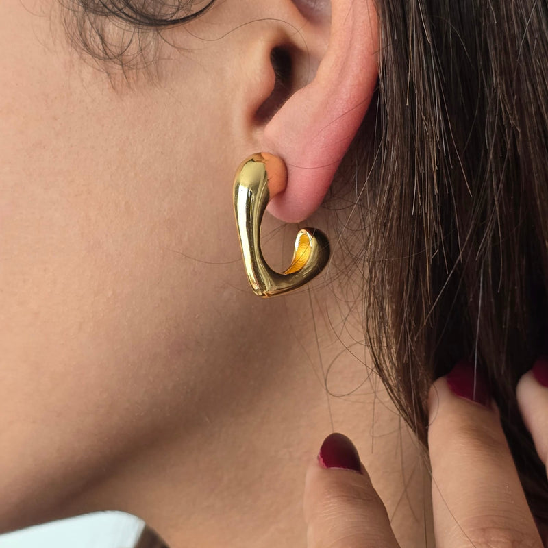 Curve-Hoop Earrings