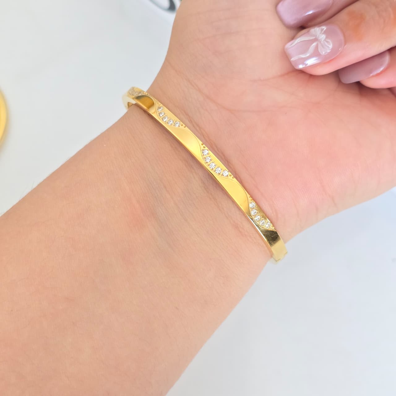 Soft-Wave Bracelet