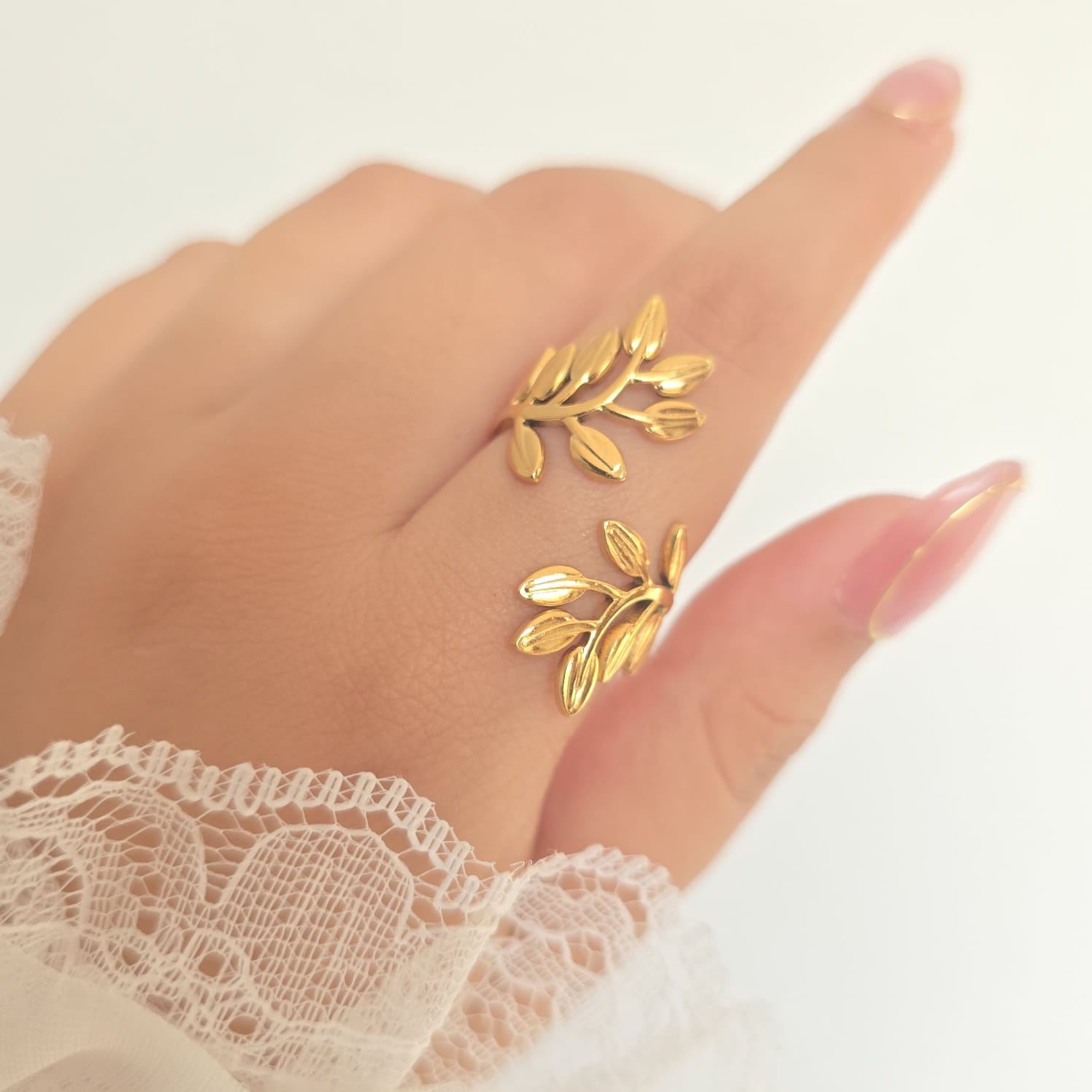 Golden-Leaf Ring