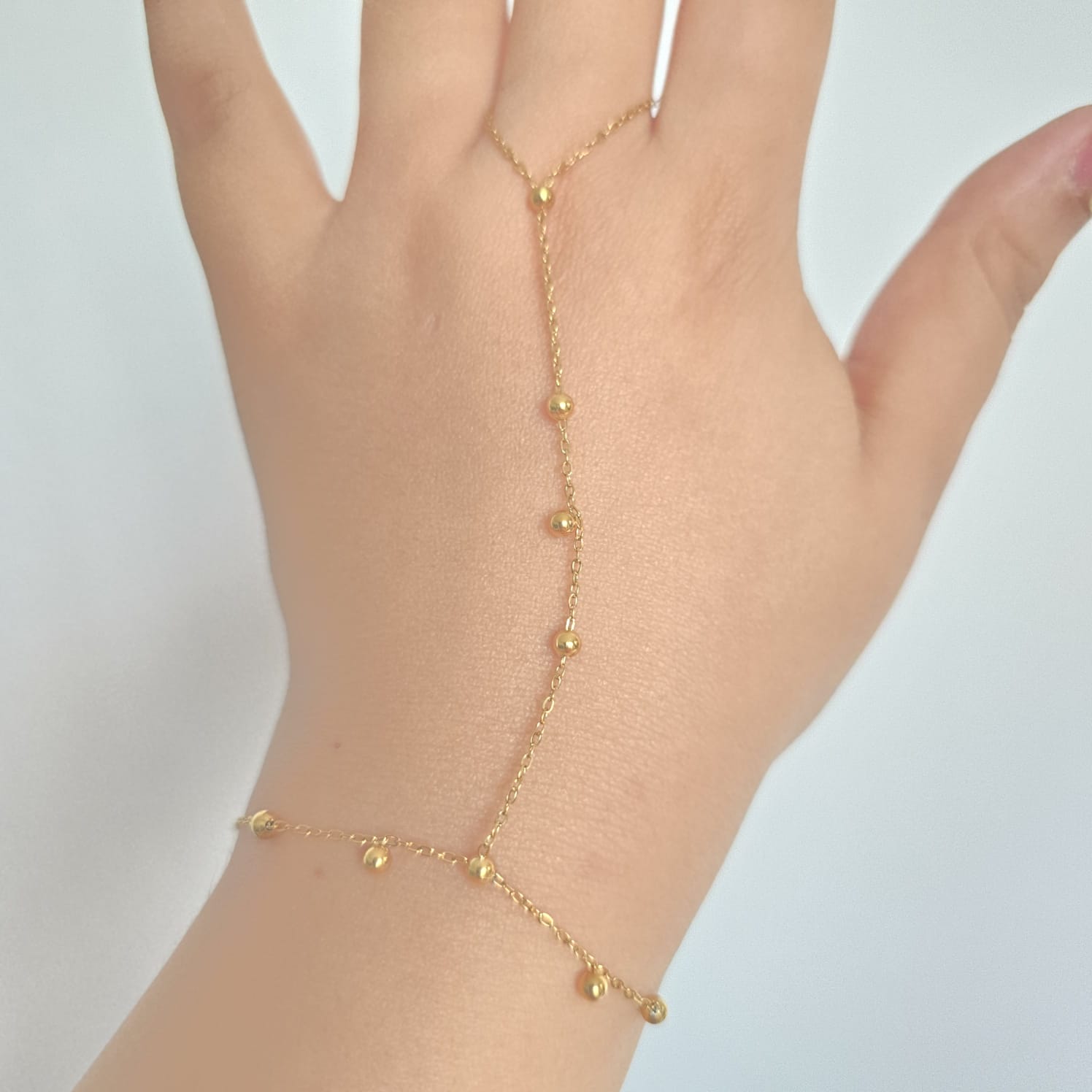 Golden-Dots Handchain