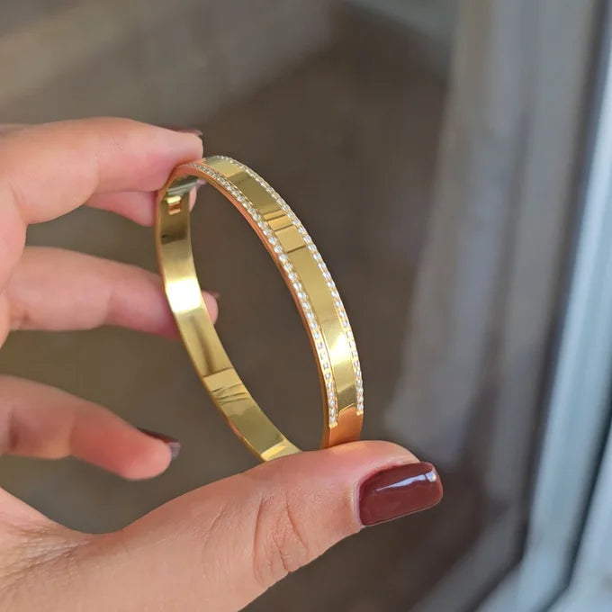 Edge-Shine Bracelet