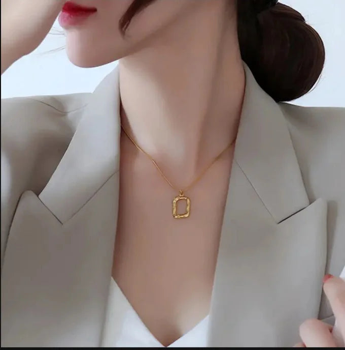Rectangle Necklace